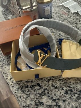 Louis Vuitton Gray Monogram Belt with Gold LV Buckle kids or women’s size 32